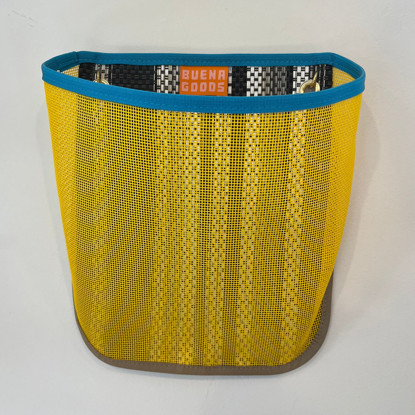 the Wall Pocket | pina colada