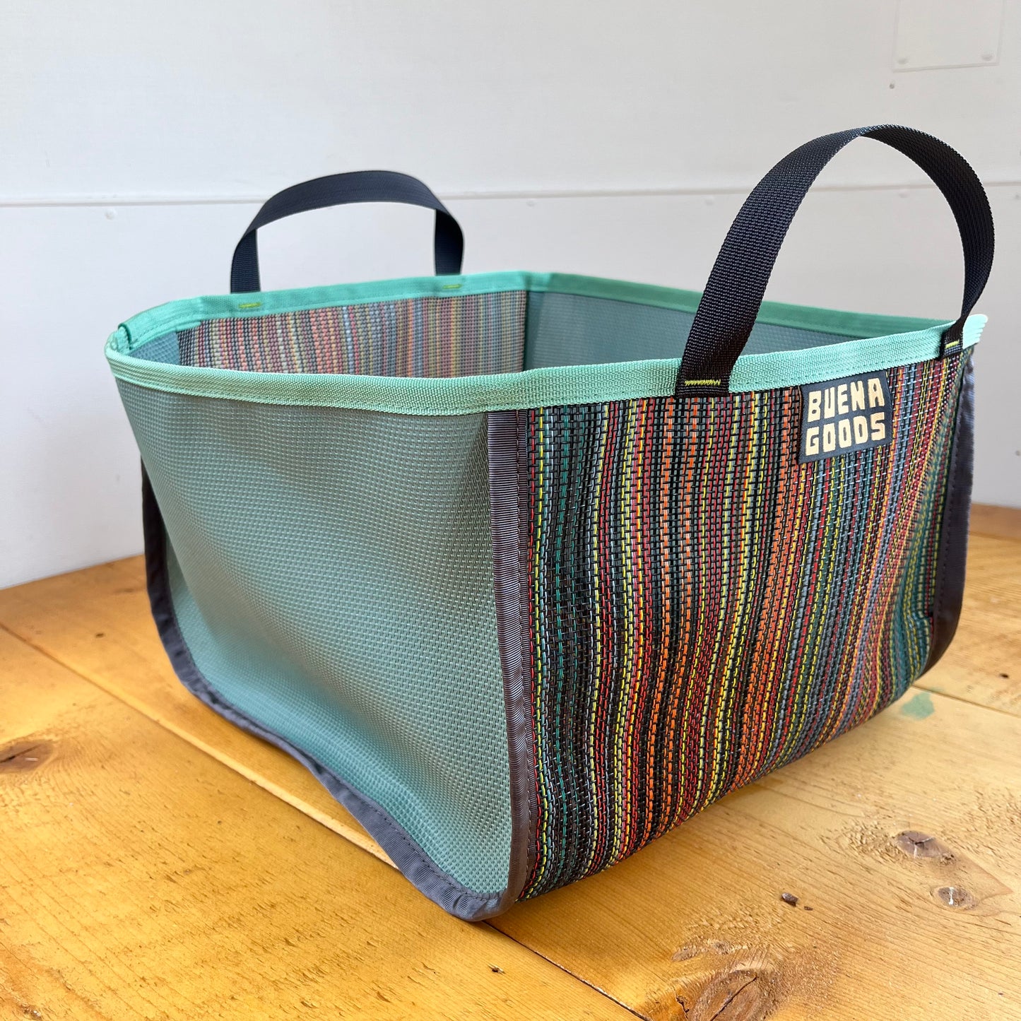 the crate | stratification