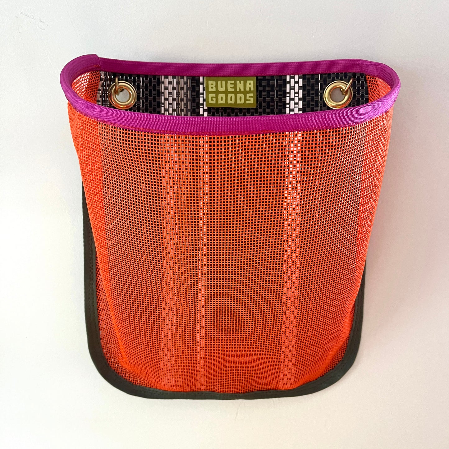 the Wall Pocket | chiquita