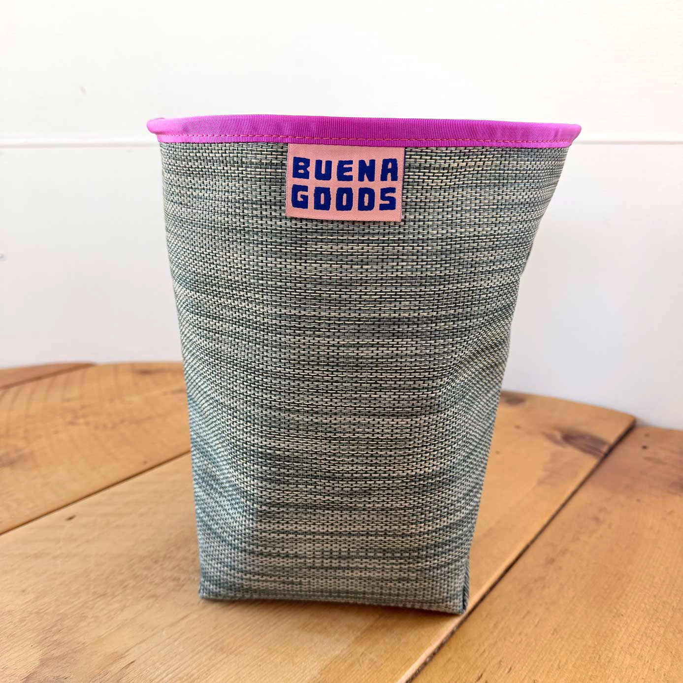 the Bin | pine tropic