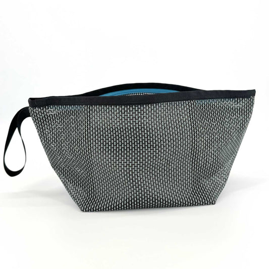 the Traveler | light metal